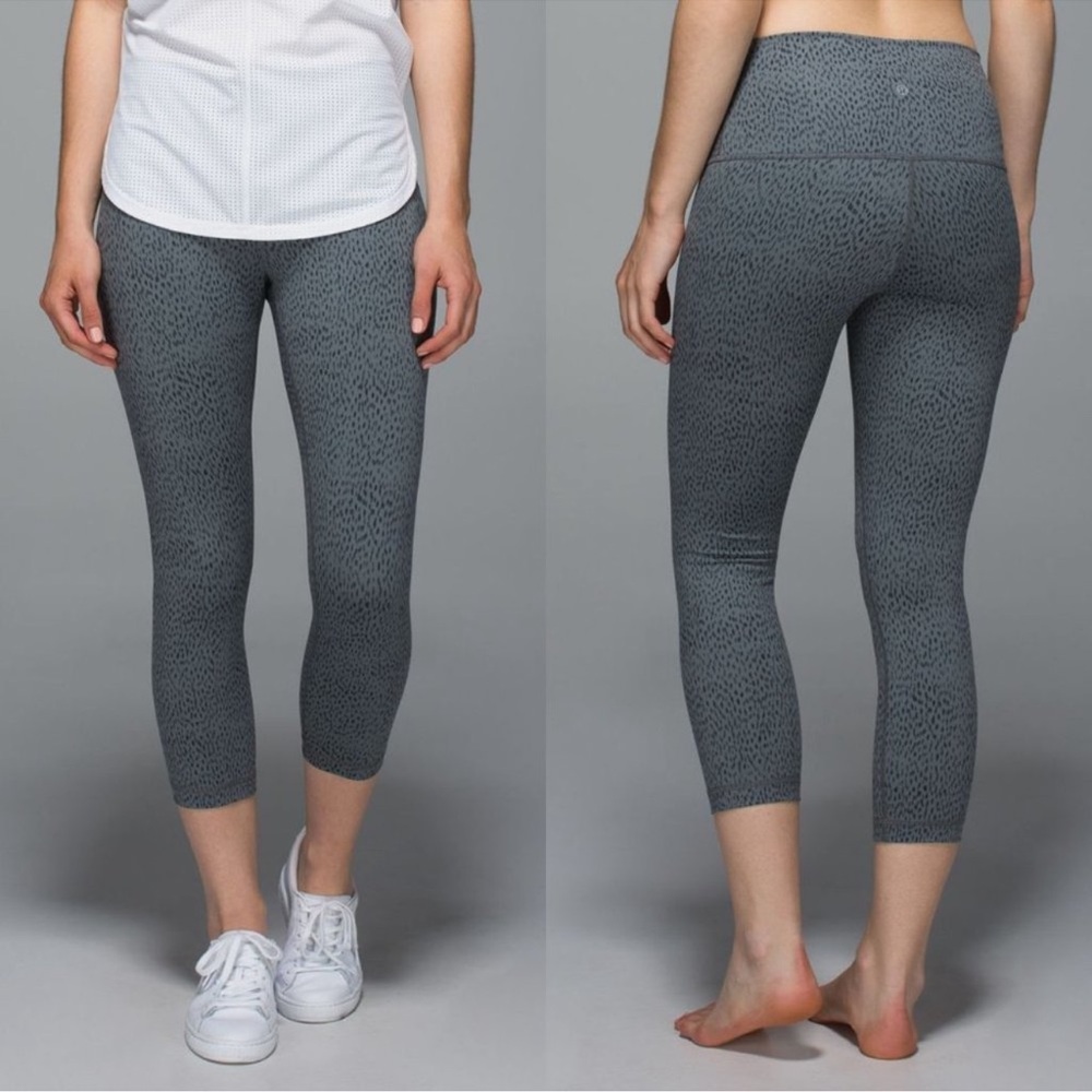 Lululemon grey animal print super high rise wunder under tights leggings